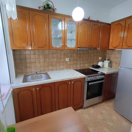 Rias Apartment Sarande Exterior photo